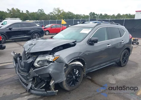 2018 Nissan Rogue Sv z USA, uszkodzony, nr VIN 5N1AT2MT1JC850842